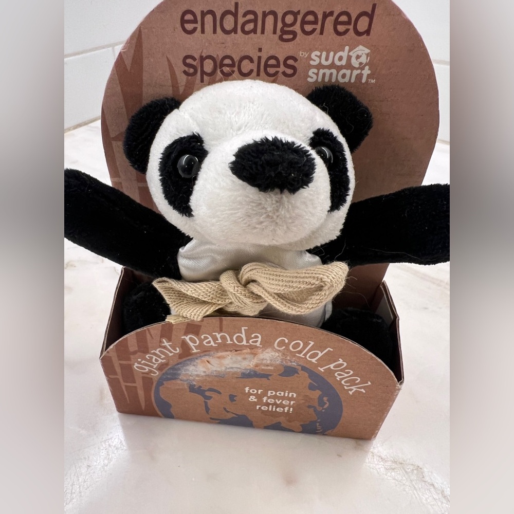 SUD SMART 🐼 Endangered Species Giant Panda Cold Pack 🐼 NIB Kids or Adults
